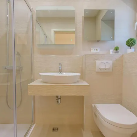 Apartament Location *